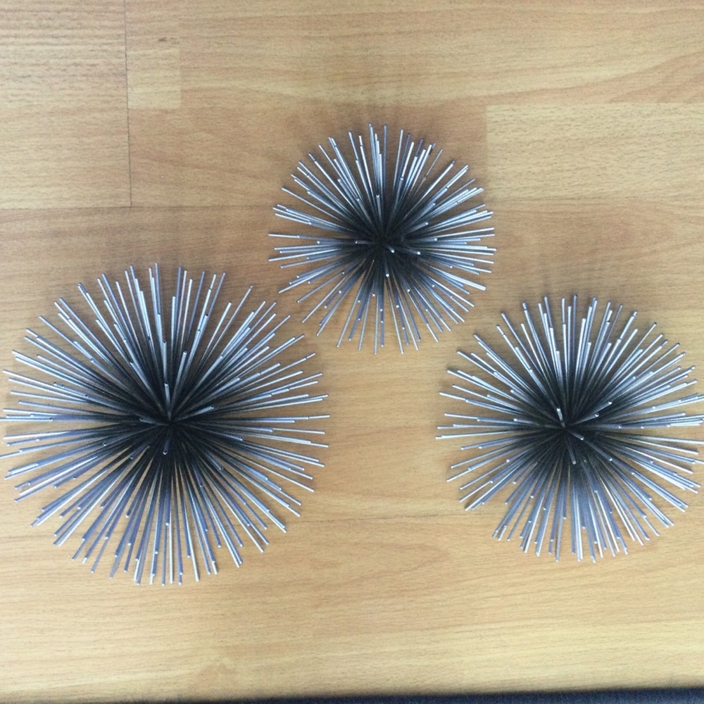 Modern Metallic Burst Wall Sculptures - Set of 3 (Silver)